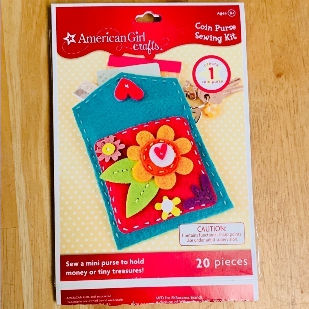 * 🎊HP🎉* 3/$25  American Girl Crafts Coin Purse Sewing Kit
